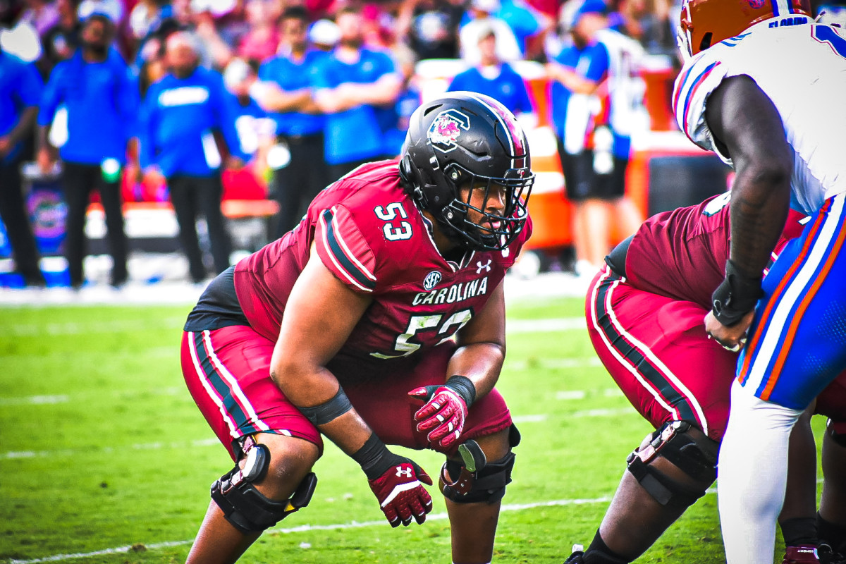 Vershon Lee Glares At A Florida D-lineman Before The Ball Is Snapped (14th Oct., 2023)